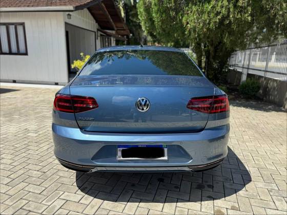 VOLKSWAGEN PASSAT 2.0 16V TSI BLUEMOTION GASOLINA HIGHLINE 4P DSG VOLKSWAGEN PASSAT 2.0 16V TSI BLUEMOTION GASOLINA HIGHLINE 4P DSG
